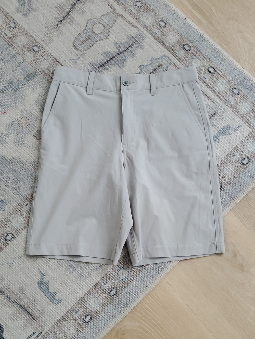 Southern Tide Boys Light Gray Adjustable Waist Performance Shorts Sz12